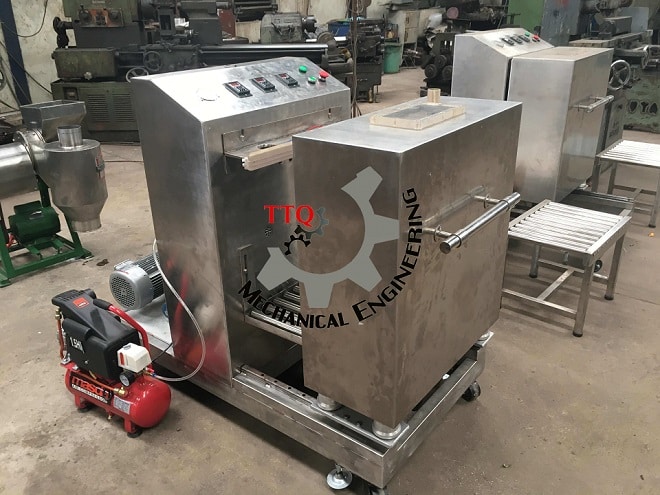 Cashew Nut Vacuum Packing Machine