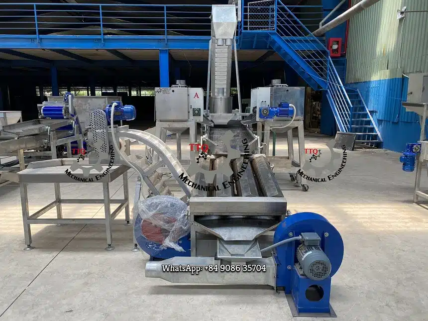 Cashew Scooping Machine
